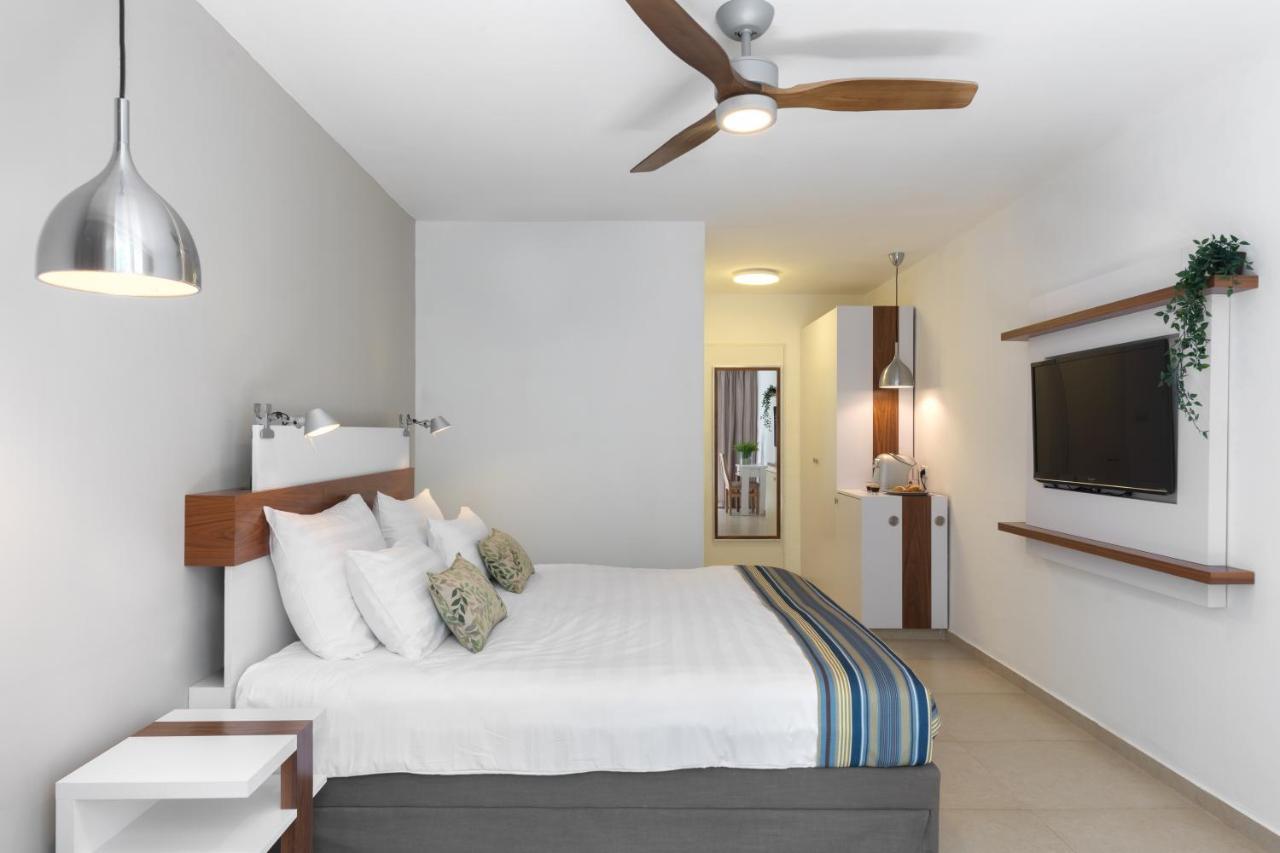 Superior Double or Twin Room Garden View